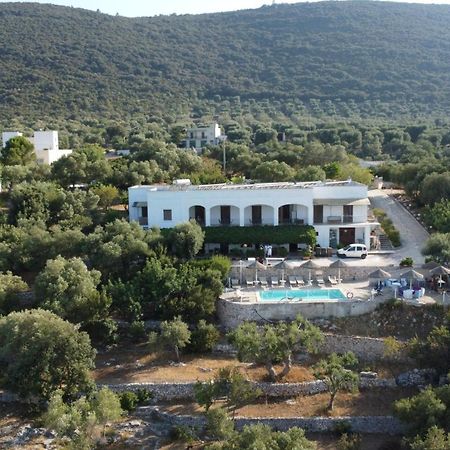 B&B Pozzo Di Luce (Adults Only) Монополи Экстерьер фото