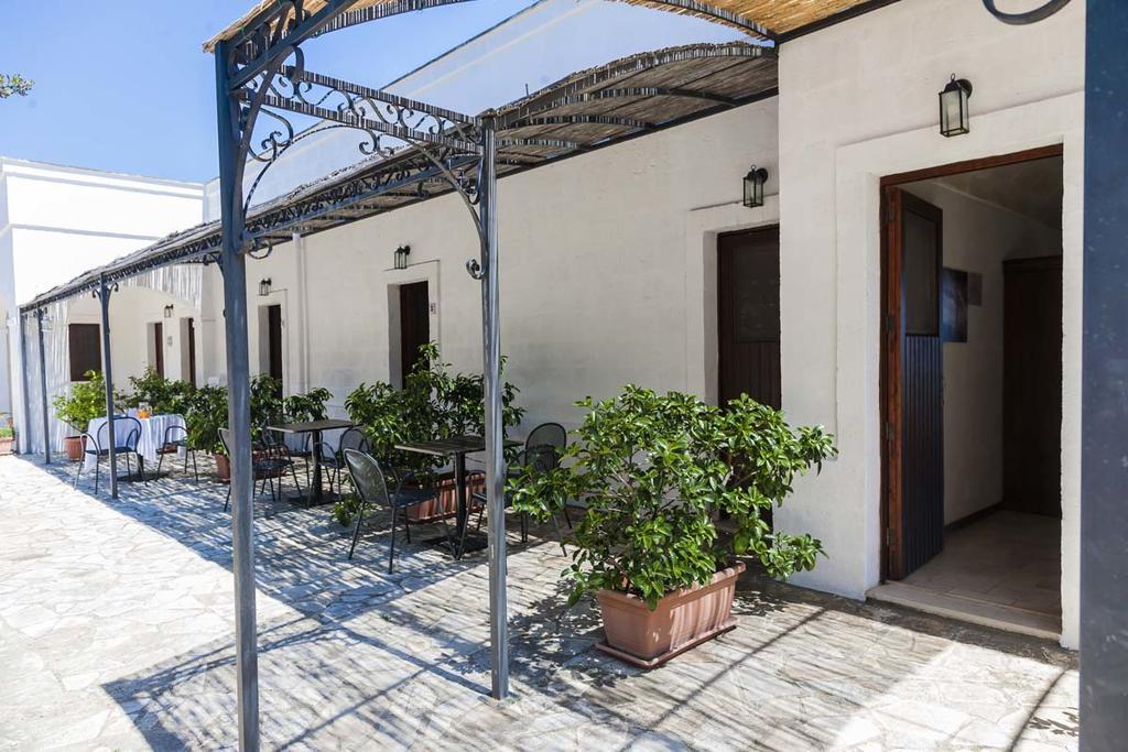 B&B Pozzo Di Luce (Adults Only) Монополи Экстерьер фото
