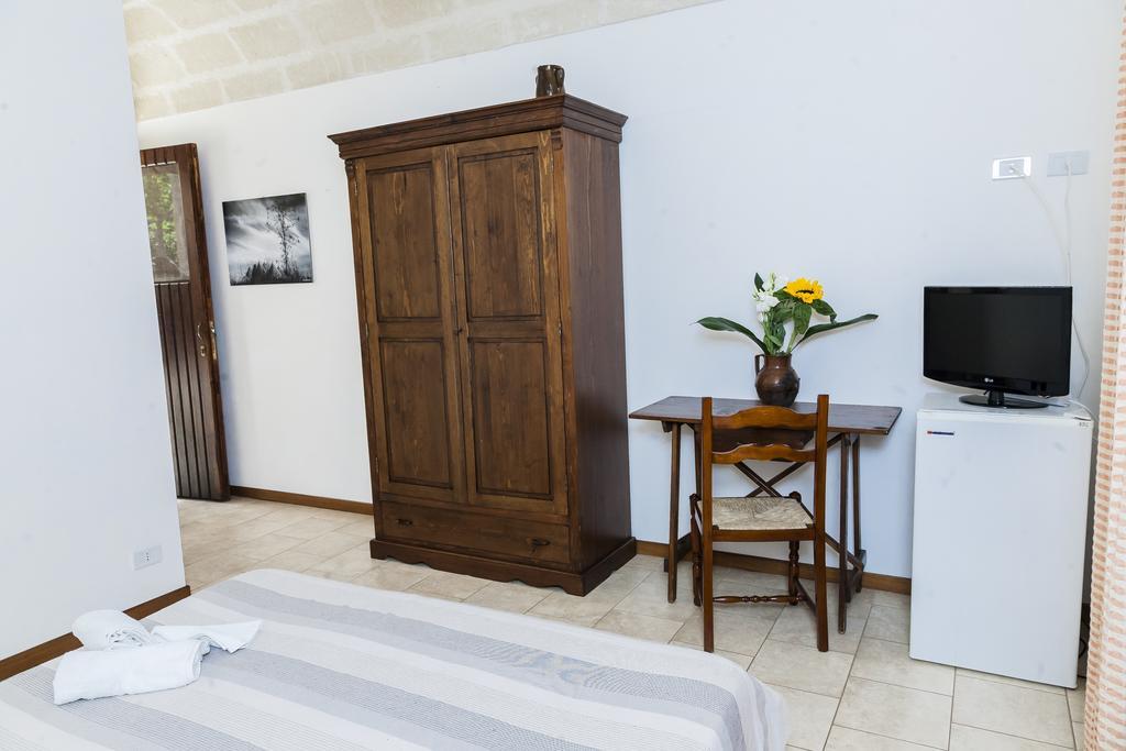 B&B Pozzo Di Luce (Adults Only) Монополи Экстерьер фото